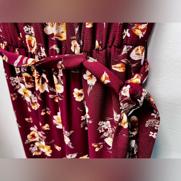 Apt. 9 Wide Legged Floral Burgundy Jumpsuit with POCKETS Size Large Like NEW - Picture 7 of 11